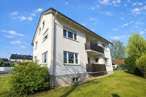 Freistehendes, top renoviertes 3-Familienhaus in bevorzugter, ruhiger Lage – Die vollständige Adresse der Immobilie erhältst du vom Anbieter., 70794 Filderstadt – Vorschaubild 1