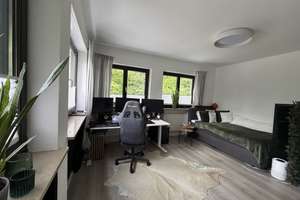 Wohnen mit Charakter: 2,5-Zimmer-Wohnung in Erlangen – Die vollständige Adresse der Immobilie erhältst du vom Anbieter., 91052 Anger, Erlangen – Vorschaubild 10