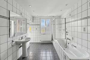 Wunderschöne 4-Zimmer-Altbauwohnung zum direkten Einzug in Frankfurt-Fechenheim – 60386 Fechenheim, Frankfurt am Main – Vorschaubild 7