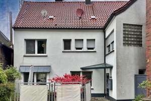 Kapitalanleger / Selbstnutzer aufgepasst! Wohnhaus mit 3 Wohneinheiten in Innenstadtlage von Olfen! – Die vollständige Adresse der Immobilie erhältst du vom Anbieter., 59399 Olfen – Vorschaubild 1