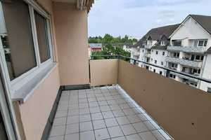 GEMÜTLICHE DACHGESCHOSSWOHNUNG MIT HERRLICHEM AUSBLICK ... – Bernsdorfer Straße 186c, 9126 Chemnitz – Vorschaubild 5