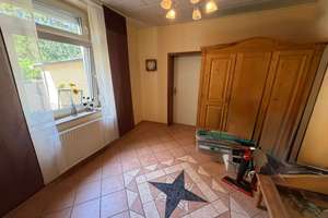 Gepflegtes Reihenmittelhaus mit einem vielseitig angelegten Garten in beliebter Wohnlage! – Die vollständige Adresse der Immobilie erhältst du vom Anbieter., 45327 Katernberg, Essen – Vorschaubild 4
