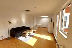 Fully furnished 2 room rooftop apartment in Wedding – Fehmarnerstr. 6, 13353 Wedding, Berlin – Vorschaubild 12