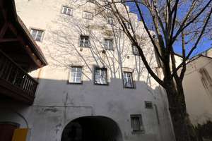 Rendite 3,86%! Vermietete 4-Zi. Maissonette-Wohnung mit Galerie in der Altstadt von Regensburg – Die vollständige Adresse der Immobilie erhältst du vom Anbieter., 93047 Innenstadt, Regensburg – Vorschaubild 3