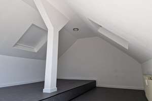 Nettes saniertes Dachgeschoss-Apartment (Provisionsfrei) im Zentrum von Düsseldorf – Die vollständige Adresse der Immobilie erhältst du vom Anbieter., 40215 Friedrichstadt, Düsseldorf – Vorschaubild 12