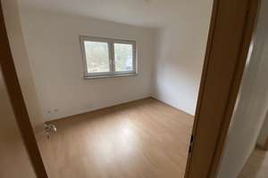 Helle 3-Zimmer-Dachgeschosswohnung über den Dächern von Remscheid – Eberhardstr. 37, 42853 Schöne Aussicht, Remscheid – Vorschaubild 9
