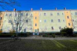 Charmante 2-Zimmer-Wohnung im 1. Obergeschoss mit Potenzial in gepflegtem Altbau – Olbersstraße 51G, 10589 Charlottenburg, Berlin – Vorschaubild 15