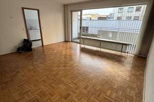 Zentral gelegene 3,5-Raum-Wohnung mit Balkon und Gäste-WC auf ca. 76 m² zu verkaufen – Düppelstr. 48, 46045 Altstadt-Mitte, Oberhausen – Vorschaubild 2