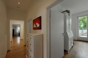 Traumhaft sonnige, ruhige, elegante 4 Raum DG Wohnung mit umlaufender Terrasse! – Nibelungenstraße 55d, 80639 Nymphenburg, München – Vorschaubild 44