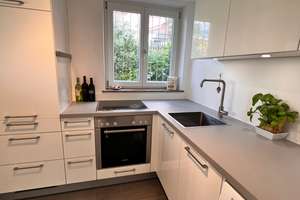 Exklusive, neuwertige 1-Zimmer-Terrassenwohnung mit Einbauküche in Stuttgart-Degerloch | an Pendler – Die vollständige Adresse der Immobilie erhältst du vom Anbieter., 70597 Haigst, Stuttgart – Vorschaubild 2