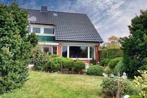 Reihenendhaus mit Garage in beliebter Lage – Die vollständige Adresse der Immobilie erhältst du vom Anbieter., 27474 Cuxhaven – Vorschaubild 2