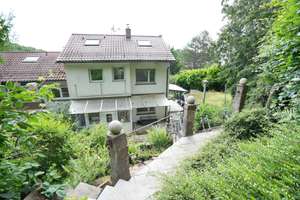 Reihenendhaus mit Garten und Garage in ruhiger und grüner Lage nebst hervorragender Aussicht! – Die vollständige Adresse der Immobilie erhältst du vom Anbieter., 76228 Hohenwettersbach, Karlsruhe – Vorschaubild 5