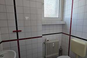 Hassels: 3 Familienhaus, TOP gepflegt, Kapitalanleger oder Selbstnutzer! EG-100 m² frei mit Garten! – Die vollständige Adresse der Immobilie erhältst du vom Anbieter., 40599 Hassels, Düsseldorf – Vorschaubild 17