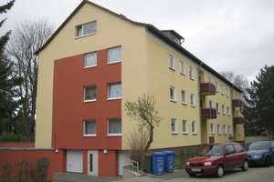 Helle, großzügige 3 Zimmerwohnung mit Balkon, komplett saniert, in Braunschweig -Rüningen 