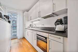 Property thumbnail 10