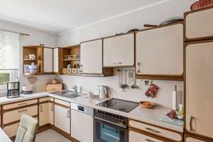 Gepflegtes Reiheneckhaus in bevorzugter Wohnlage – Die vollständige Adresse der Immobilie erhältst du vom Anbieter., 95448 Hammerstatt/St. Georgen, Bayreuth – Vorschaubild 9