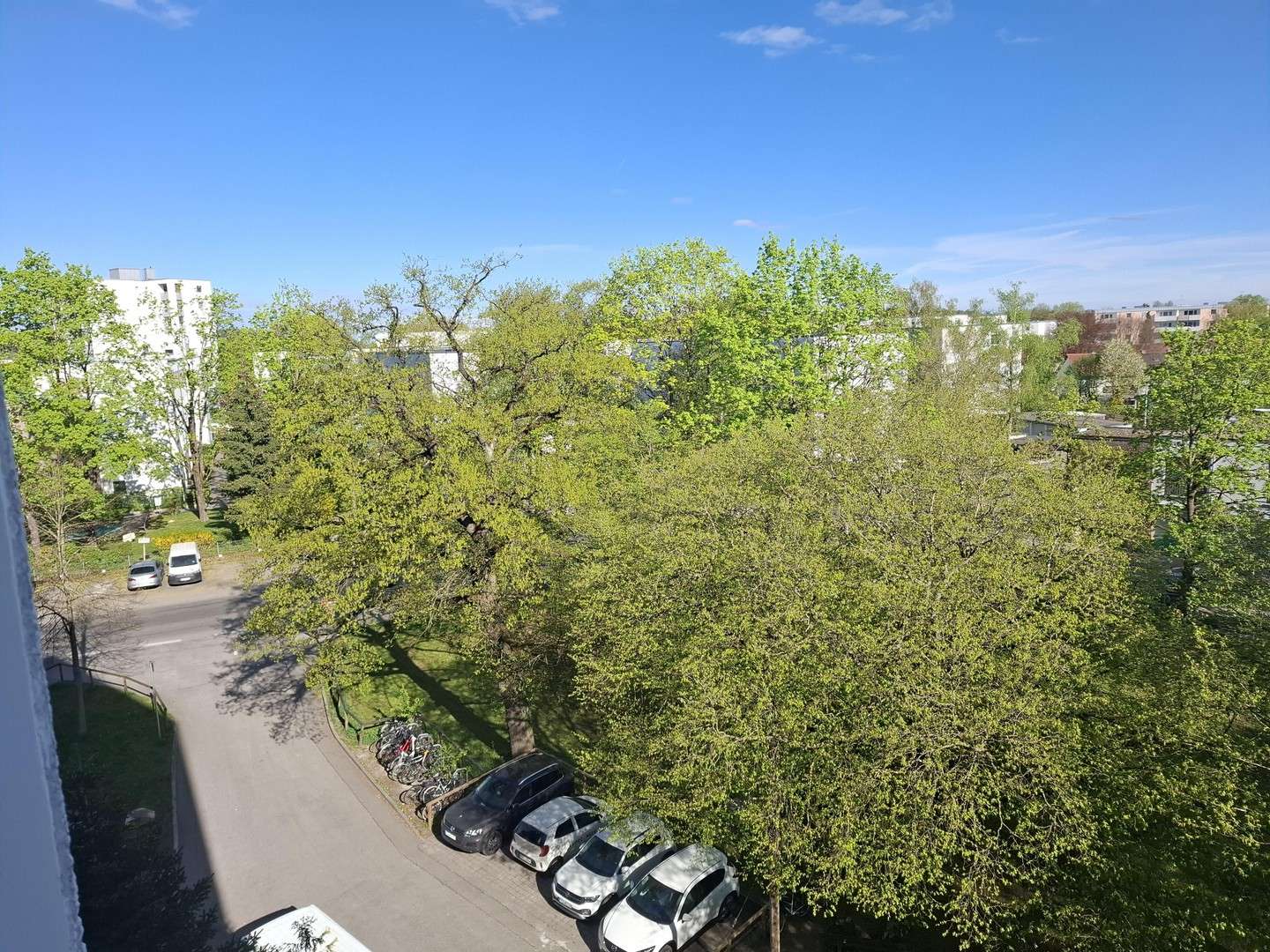 schön geschnittene 2 Zimmer Wohnung mit Balkon in Fürstenfeldbruck, Fürstenfeldbruck Kreis – Bild 2