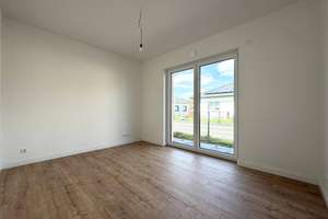 Familienglück pur: Moderner Bungalow mit Garten, Sonnenterrasse und Wärmepumpe (Energieklasse A) – Bachstraße 6b, 6766 Bitterfeld-Wolfen – Vorschaubild 26