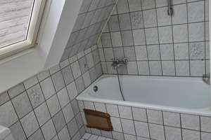 Geräumige 2-Zimmer-Dachgeschoßwohnung in Essen-Kupferdreh – Kupferdreher Straße 212, 45257 Kupferdreh, Essen – Vorschaubild 7