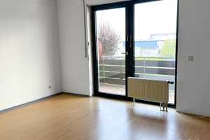 Charmantes Reihenendhaus mit Garage, Stellplatz & großem Garten! – Main-Taunus-Kreis – Vorschaubild 14