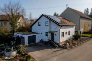 Attraktives Einfamilienhaus in Langenau/Göttingen – Modernes Wohnen mit historischem Ambiente – Die vollständige Adresse der Immobilie erhältst du vom Anbieter., 89129 Langenau – Vorschaubild 1