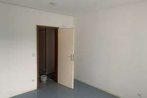 Helles Zimmer mit Balkon innerhalb einer 3er-WG // 2.OG links, Zimmer 0148 – Halberstädter Str. 24, 38444 Westhagen, Wolfsburg – Vorschaubild 6