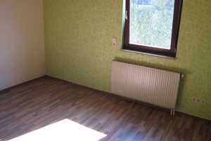 *Schöner familienfreundlicher Winkelbungalow mit separater Einliegerwohnung in ruhiger Wohnlage* – Reutlingen (Kreis) – Vorschaubild 27