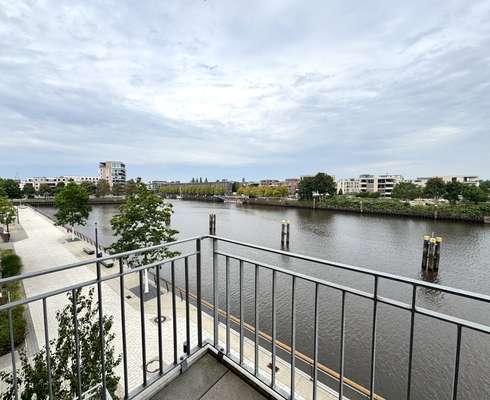 Direkter Wasserblick im HAVEKANT Oldenburg - großzügiges Apartment mit Einbauküche