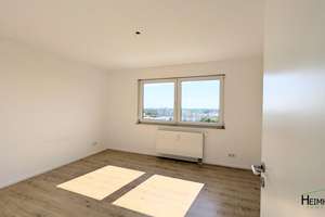 Fast barrierefrei 2 Zimmer Penthousewohnung mit Alpenblick! ca 67 m² mit großem Süd-Balkon & Garage – Die vollständige Adresse der Immobilie erhältst du vom Anbieter., 81243 Aubing-Süd, München – Vorschaubild 9