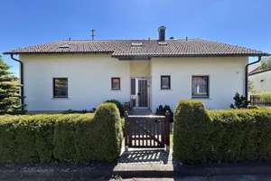 Großzügiges Zweifamilienhaus mit Garten und Doppelgarage in ruhiger Lage – Die vollständige Adresse der Immobilie erhältst du vom Anbieter., 72813 Sankt Johann – Vorschaubild 19