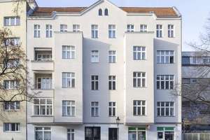 Stilvoll wohnen in Charlottenburg: 4-Zimmer-Altbauwohnung als Kapitalanlage nahe dem Lietzenseepark!