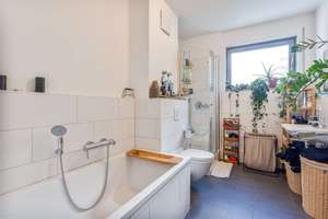 🍀 Big City Life - helle 2 Zi Wohnung mit sonnigen West Balkon und Aufzug – Die vollständige Adresse der Immobilie erhältst du vom Anbieter., 10777 Schöneberg, Berlin – Vorschaubild 6