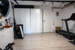Gelegenheit: sanierte DHH mit Wintergarten, Kamin, Doppelcarport und voll unterkellert  – Nieder-Wöllstädter Straße 21d, 61194 Niddatal – Vorschaubild 17