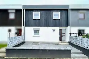 Ruhig gelegenes Reihenhaus mit Wintergarten und Garage ! ! ! – Salzgitter – Vorschaubild 2