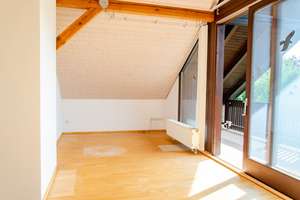 Familienfreundliches Wohnhaus mit Balkon, Terrasse und Einliegerwohnung – Die vollständige Adresse der Immobilie erhältst du vom Anbieter., 92253 Schnaittenbach – Vorschaubild 23