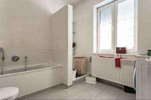 Charmantes saniertes Dreifamilienhaus mit Balkon & Terrasse – Die vollständige Adresse der Immobilie erhältst du vom Anbieter., 75177 Nordstadt, Pforzheim – Vorschaubild 4