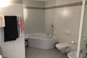 VOLLMÖBLIERTE Bungalow-Hälfte mit Garten in ruhiger Waldrandlage - optional +238m2 für Büro/Praxis – Graf-Stauffenberg-Ring 36, 38444 Detmerode, Wolfsburg – Vorschaubild 9