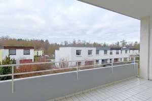 Frisch renoviert: Helle 3.5-Zi.-Wohnung mit Süd-Westbalkon & Garage - Provisionsfrei! – Ravensburgerstraße 134, 89079 Wiblingen, Ulm – Vorschaubild 8