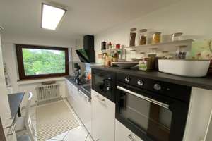 Helle 2-Zimmer-Wohnung mit Balkon und Stellplatz – Die vollständige Adresse der Immobilie erhältst du vom Anbieter., 70439 Stammheim-Mitte, Stuttgart – Vorschaubild 3