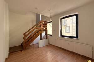 Gepflegte 1-Zimmer-Wohnung mit Pantryküche in zentraler Lage !