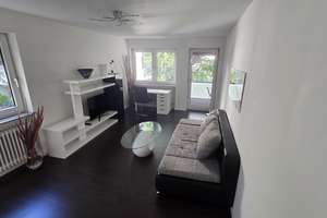 Möbliertes XL-Zimmer (21m²) in stilvoller 3er-Studenten-WG – München, Spitzwegstraße – Spitzwegstraße 15, 81373 Untersendling, München – Vorschaubild 3