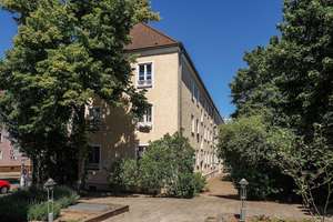 Dachgeschosswohnung in der Innenstadt // DG links – Schillerstr. 24, 38440 Stadtmitte (Ortsteil), Wolfsburg – Vorschaubild 3