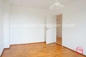 3-Zi.-Dachgeschosswohnung mit Küche (EBK)/Diele/Bad/Keller – Trierer Str. 301, 52078 Aachen – Vorschaubild 4