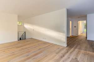 **Große Stadtvilla für 3 Generationen*Neubau*Erstbezug*absolut gewaltige Ausstattung** – Die vollständige Adresse der Immobilie erhältst du vom Anbieter., 81545 Harlaching, München – Vorschaubild 8