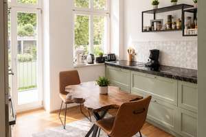 Ein Zuhause der Extraklasse – 4 Zimmer mit maßgefertigten Einbauten!