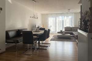 Ihr neues Zuhause -  modernes Reihenmittelhaus in begehrter Nachbarschaft – Die vollständige Adresse der Immobilie erhältst du vom Anbieter., 77815 Bühl – Vorschaubild 2