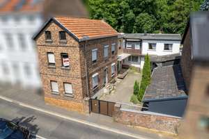 Ein Rückzugsort im Herzen von Bad Godesberg – zwei Häuser, ein Hof und die Leichtigkeit des Wohnens!