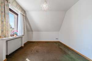 Freistehendes Einfamilienhaus mit Traumgarten und Entwicklungsmöglichkeiten in gewachsener Lage – Die vollständige Adresse der Immobilie erhältst du vom Anbieter., 40474 Lohausen, Düsseldorf – Vorschaubild 21