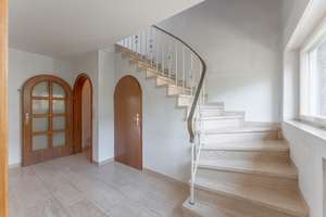 Einfamilienwohnhaus mit ausbaubarem Dachgeschoss und Doppelgarage,  Göppingen  – Die vollständige Adresse der Immobilie erhältst du vom Anbieter., 73035 Göppingen – Vorschaubild 20