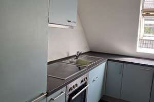 Charmante 4-Zimmer-Dachgeschosswohnung in Hamburg-Sülldorf – Die vollständige Adresse der Immobilie erhältst du vom Anbieter., 22589 Sülldorf, Hamburg – Vorschaubild 7